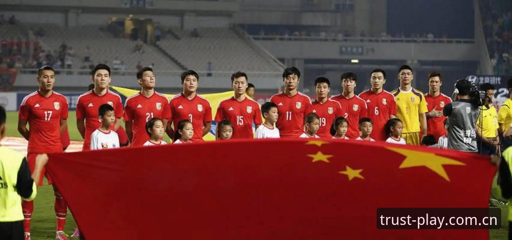 球速娱乐放心畅玩最新版 2030年世界杯扩军至66队?中国男足机遇与挑战的深度分析
